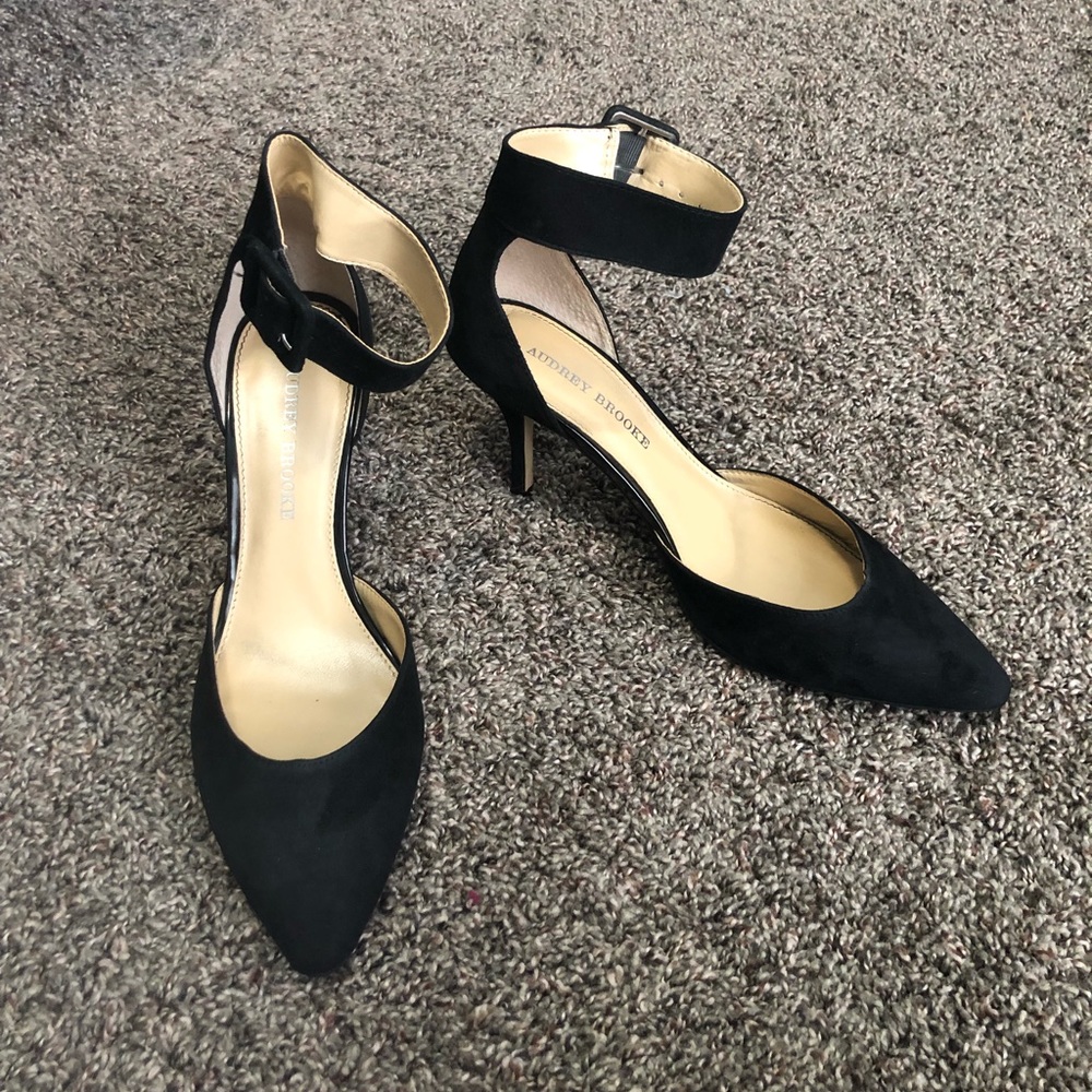 Black Stiletto’s